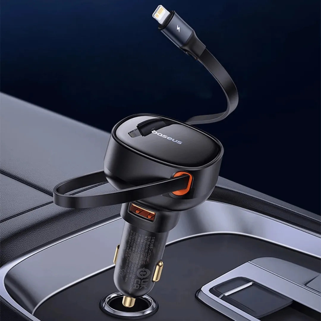 Carregador Veicular Turbo 60W com Cabo Retrátil – USB-C com PD 30W, QC 3.0 e SCP para iPhone, Samsung e Celulares Android